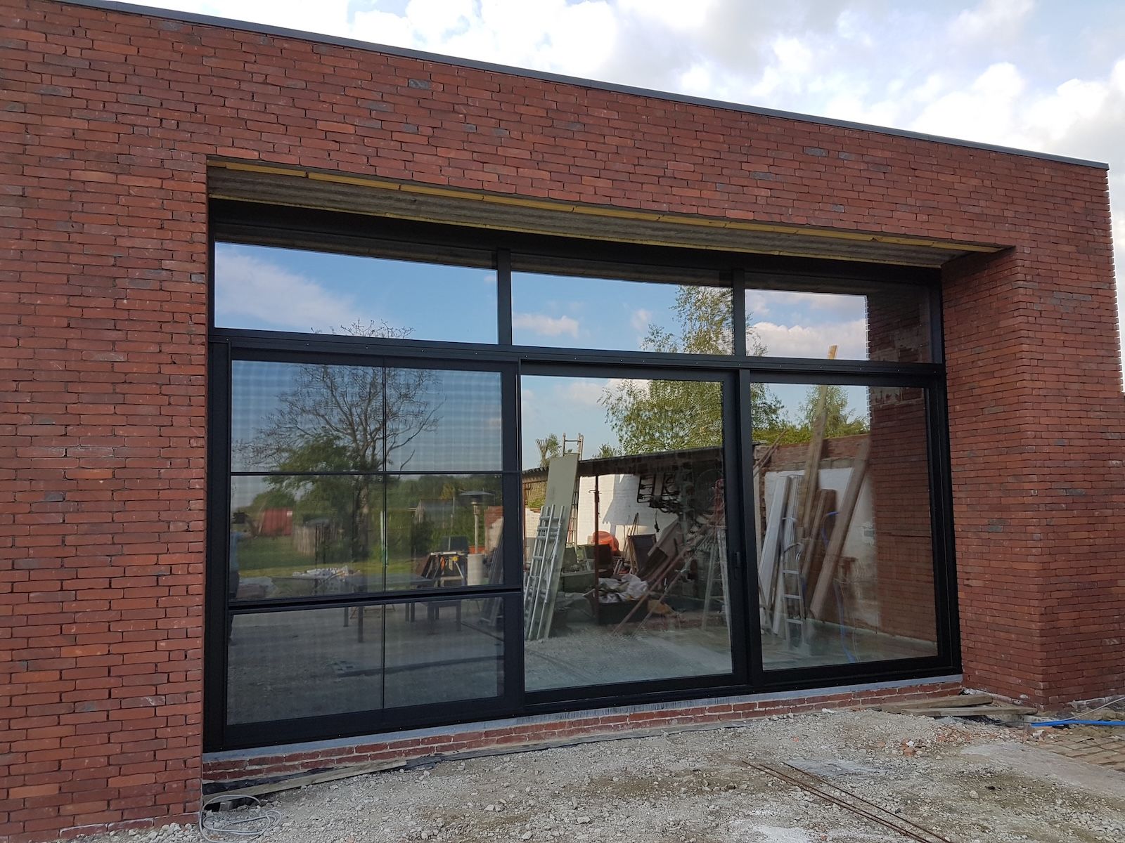 Xpera Ramen en deuren