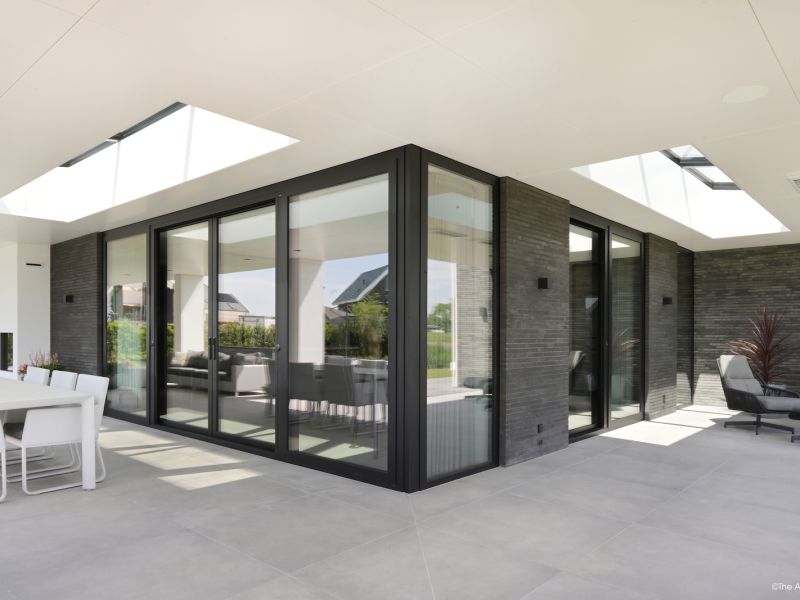 Xpera Ramen en deuren